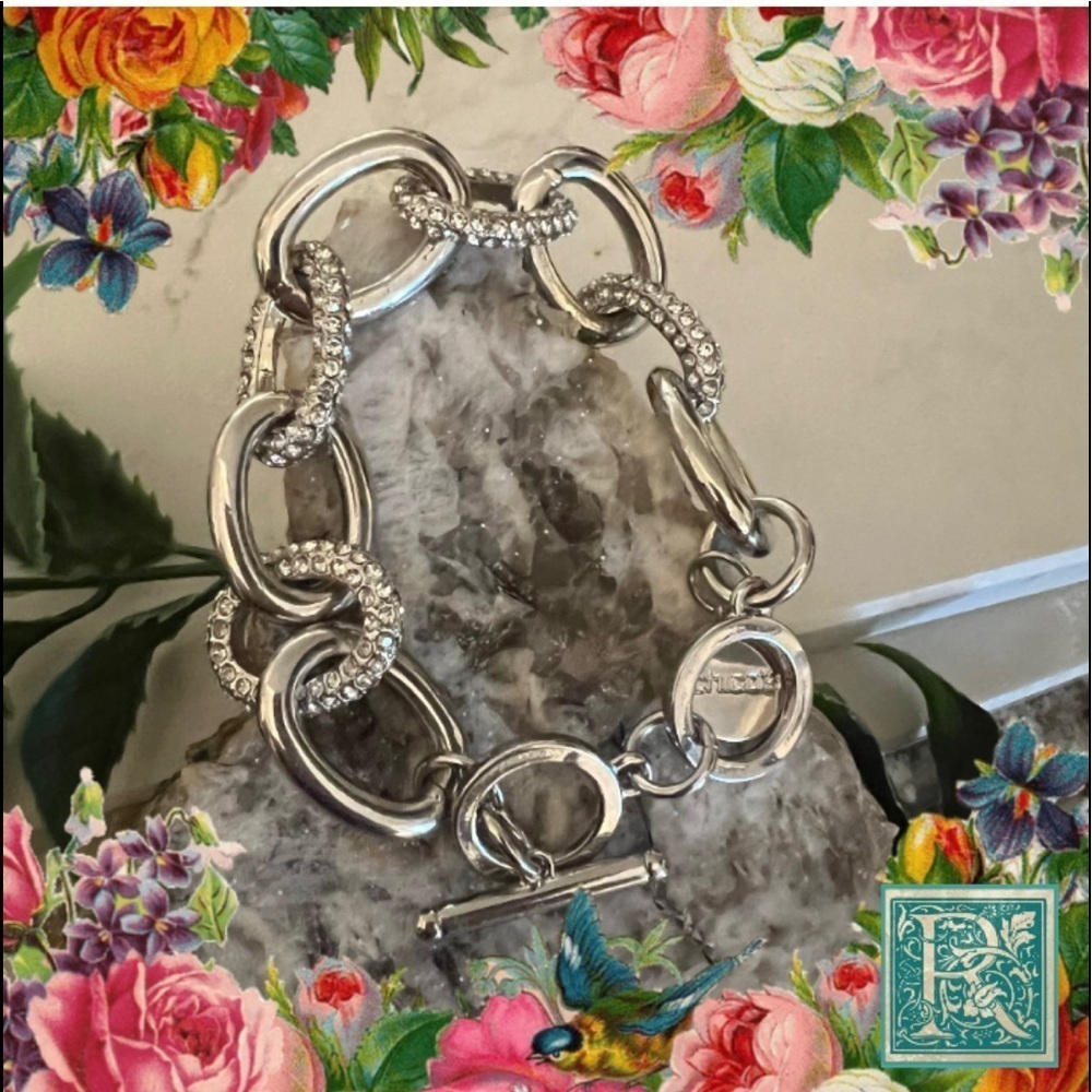 Vintage Chico’s Silver tone Crystal Link Toggle Bracelet​
